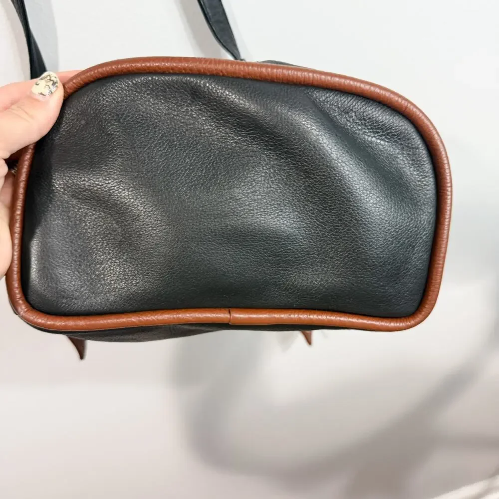 J.P. Ourse Madison Avenue Leather Bucket Bag Black Tan Shoulder Purse EUC